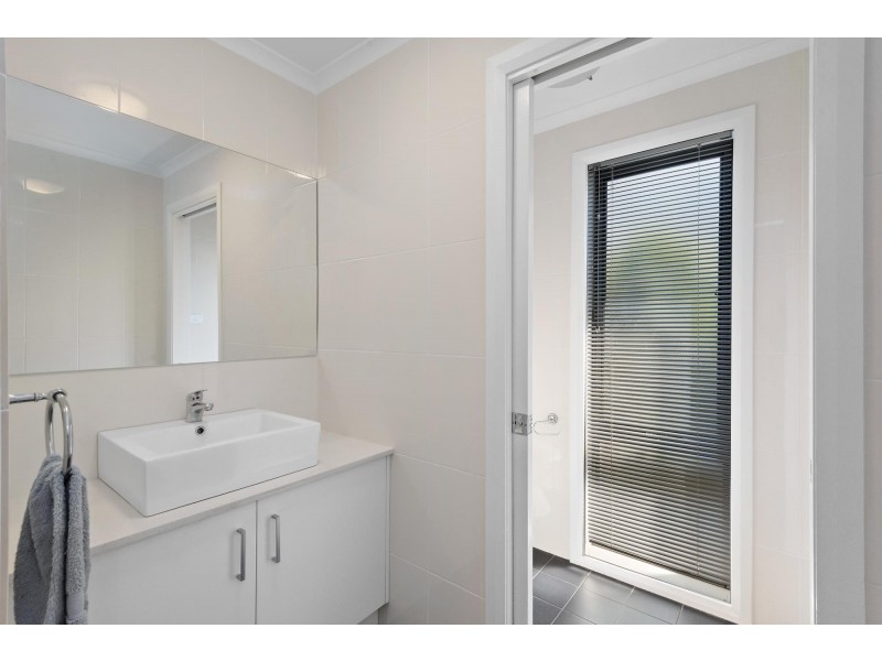 44 Zakharov Avenue, Forde ACT 2914