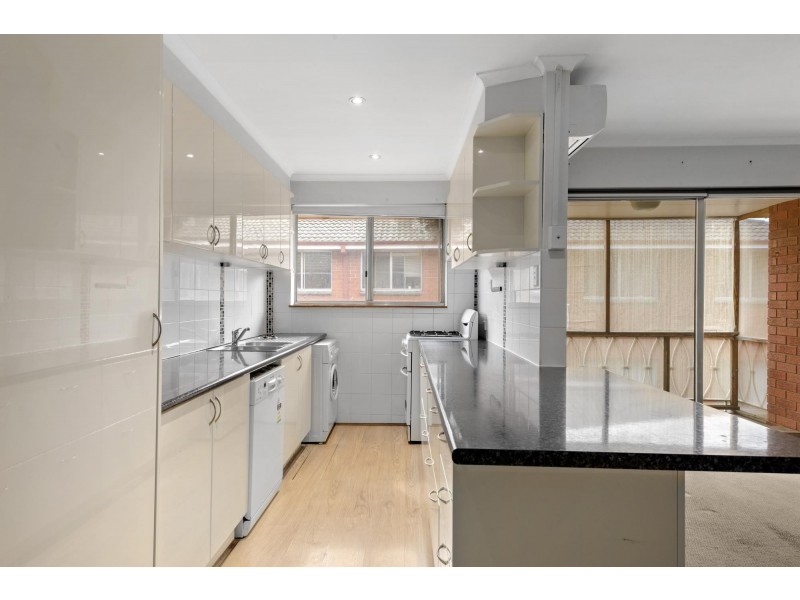 11/56 Trinculo Place, Queanbeyan East NSW 2620