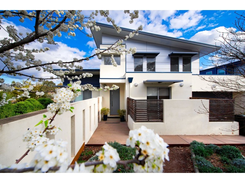 2/30 Tom Nicholas Crescent, Forde ACT 2914