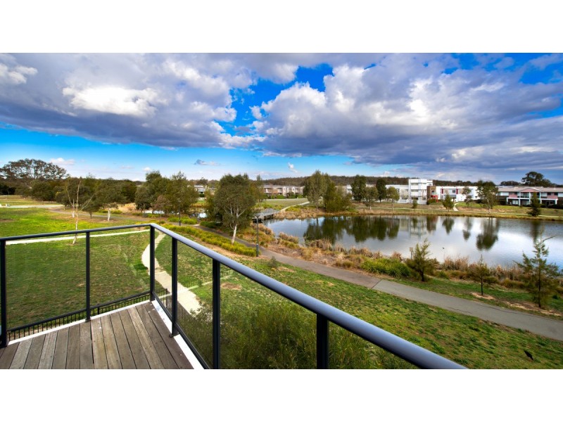 2/30 Tom Nicholas Crescent, Forde ACT 2914