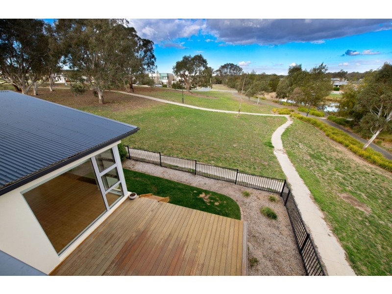 2/30 Tom Nicholas Crescent, Forde ACT 2914