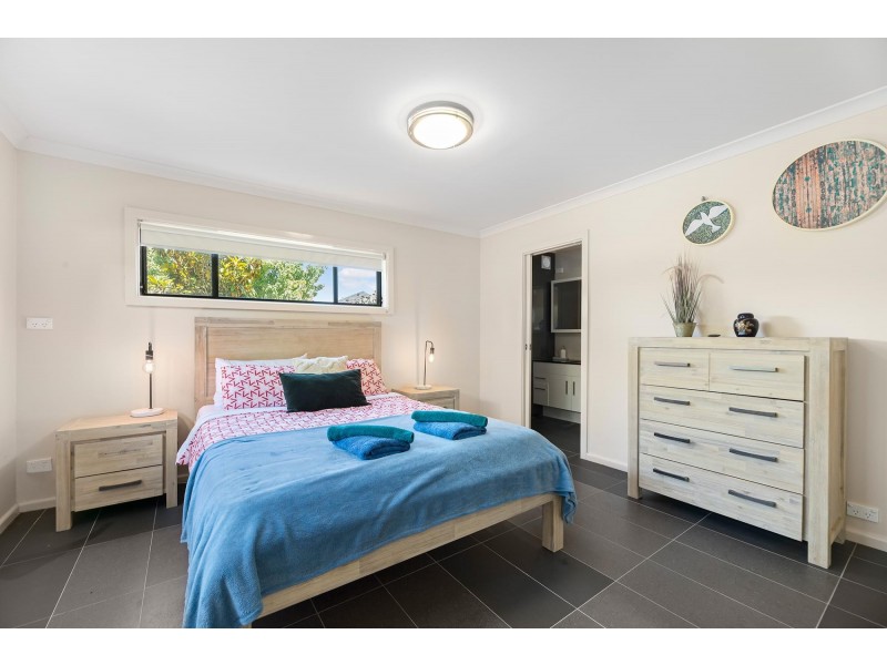 2 Dinah Street, Bonner ACT 2914