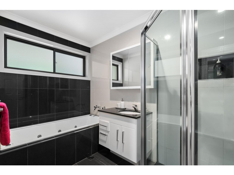 2 Dinah Street, Bonner ACT 2914
