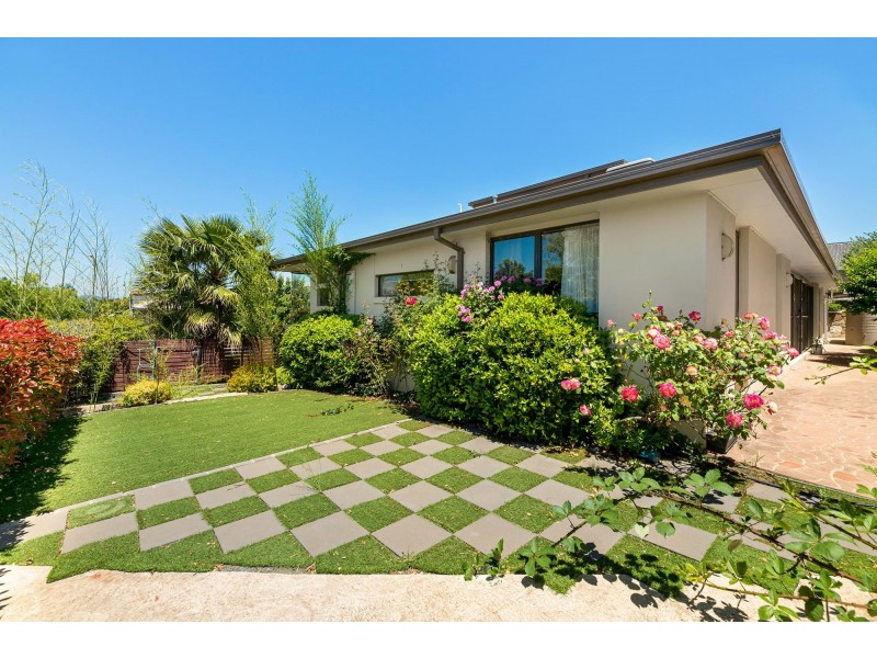 2 Dinah Street, Bonner ACT 2914