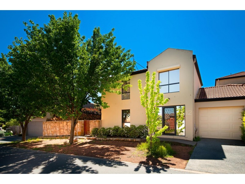 1/12 Winarlia Lane, Gungahlin ACT 2912