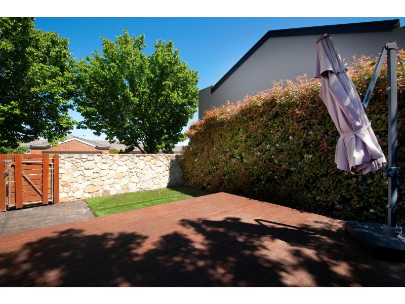 1/12 Winarlia Lane, Gungahlin ACT 2912