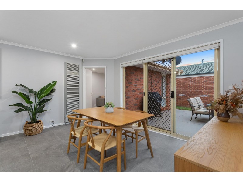 8 Maynard Street, Ngunnawal ACT 2913