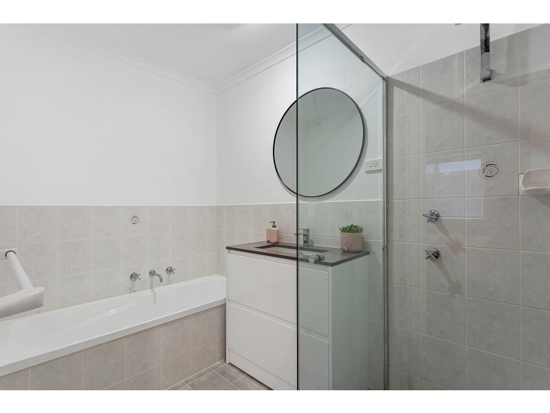 8 Maynard Street, Ngunnawal ACT 2913