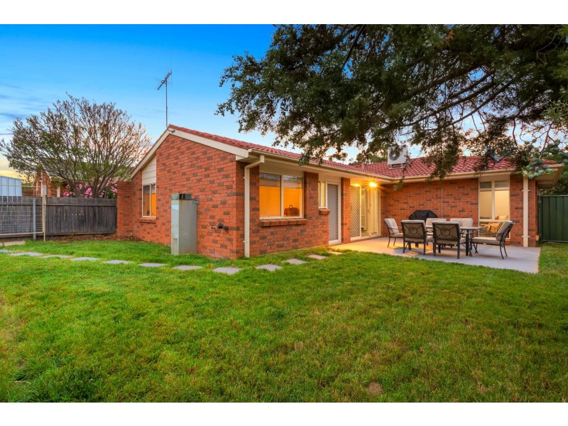 8 Maynard Street, Ngunnawal ACT 2913