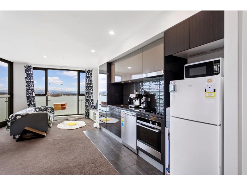 186/1 Anthony Rolfe Avenue, Gungahlin ACT 2912