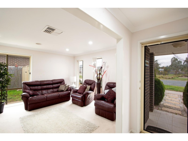 9 William Cooper Avenue, Bonner ACT 2914