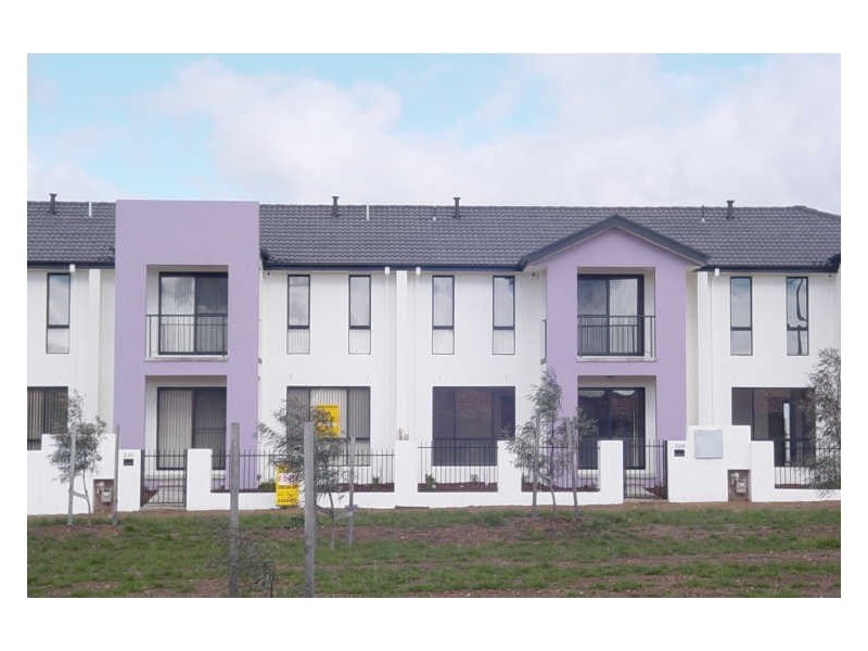 228 Anthony Rolfe Avenue, Gungahlin ACT 2912