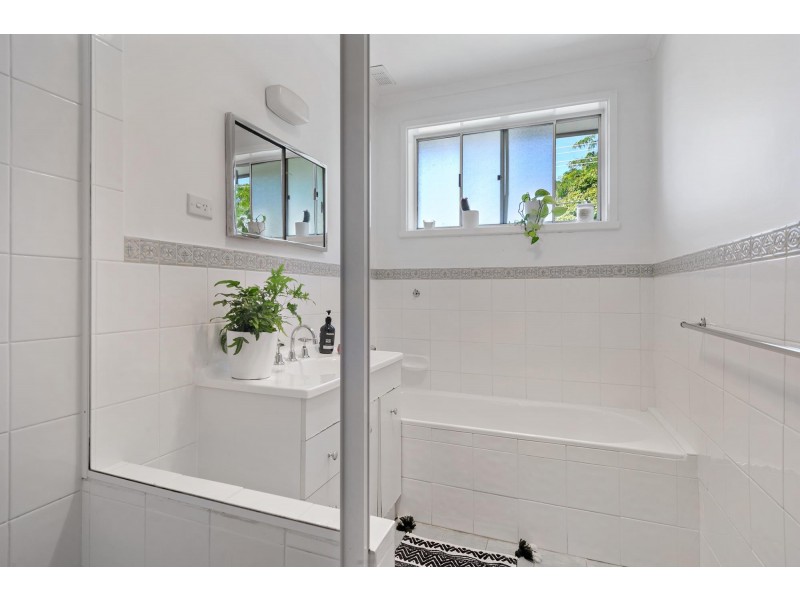 16 Meyers Place, Macgregor ACT 2615
