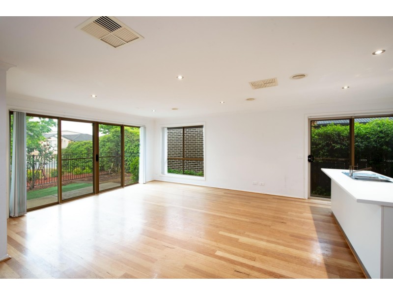 9 Grimstone Place, Franklin ACT 2913