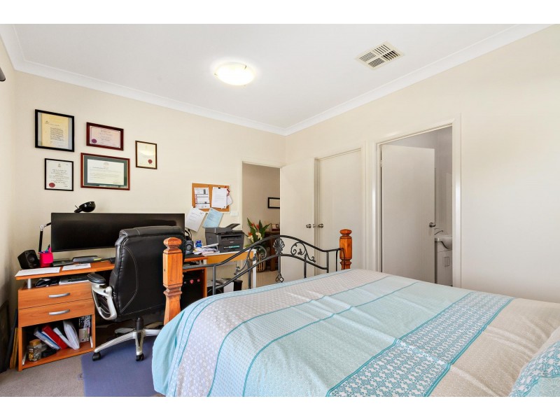 17 Villaret Street, Harrison ACT 2914