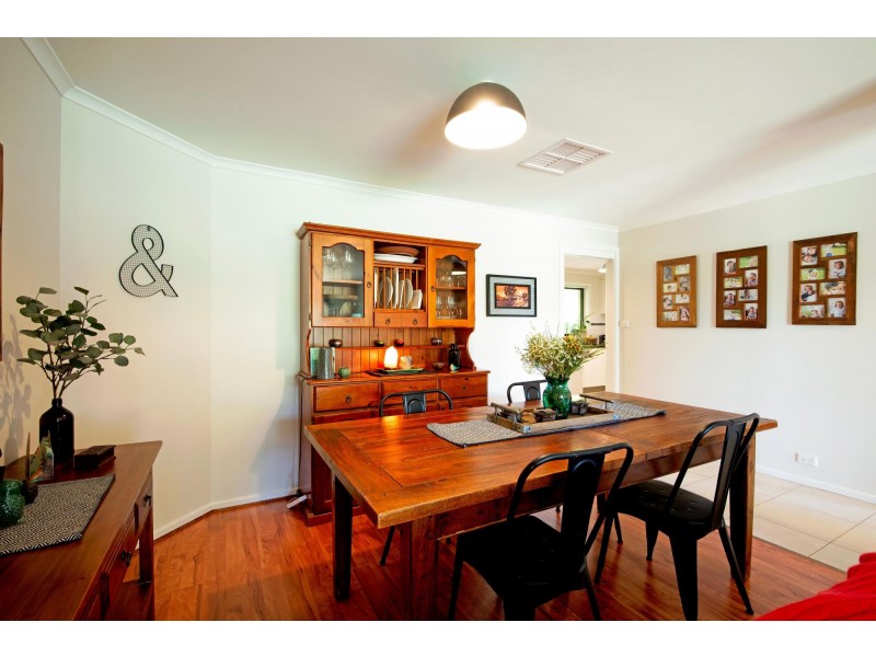 19 Henry Sutton Circuit, Dunlop ACT 2615