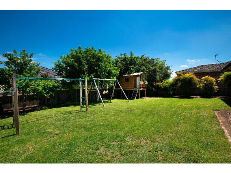 19 Henry Sutton Circuit, Dunlop ACT 2615