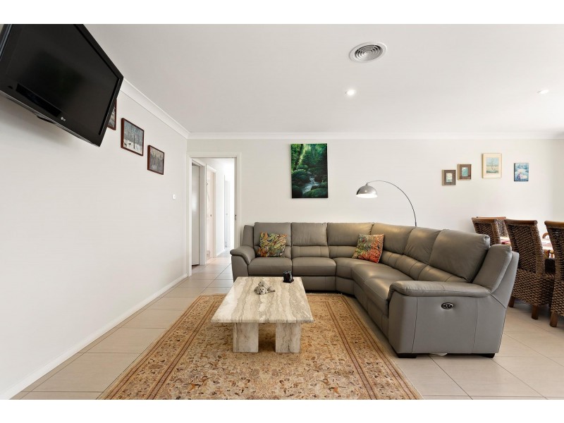 69 Overall Avenue, Casey ACT 2913