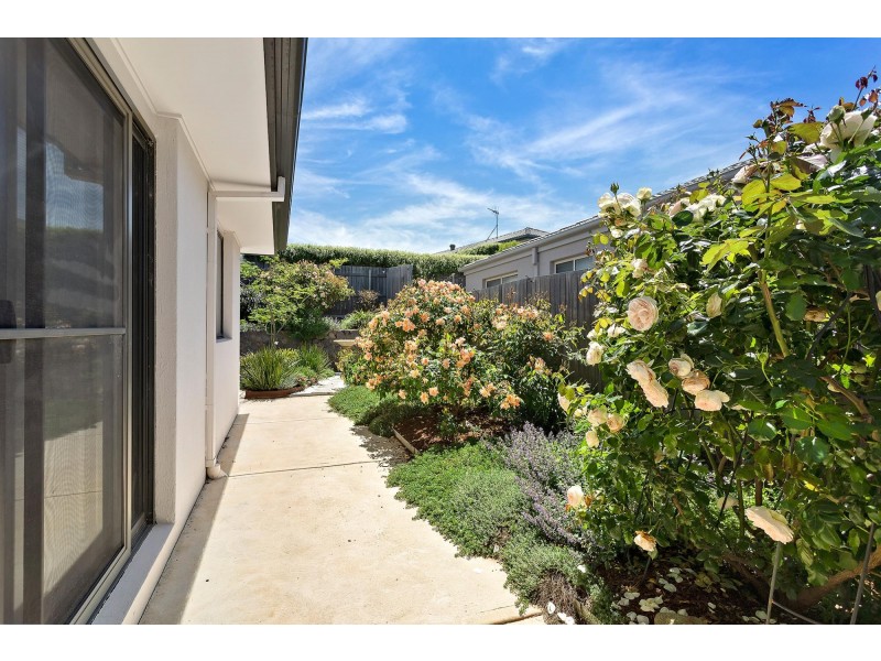 69 Overall Avenue, Casey ACT 2913