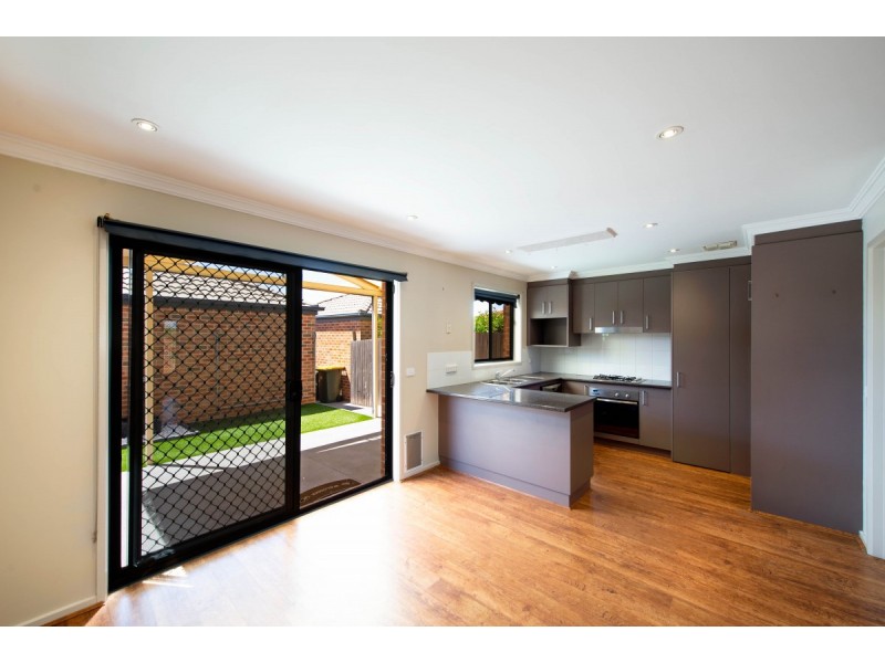 14 Glow Worm Grove, Harrison ACT 2914