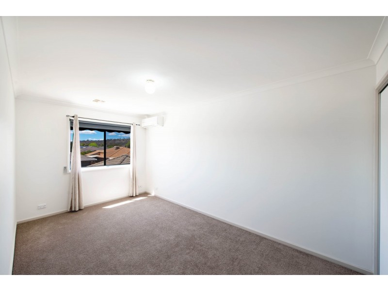 14 Glow Worm Grove, Harrison ACT 2914