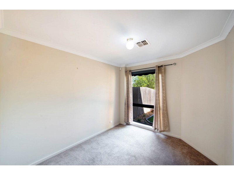 14 Glow Worm Grove, Harrison ACT 2914