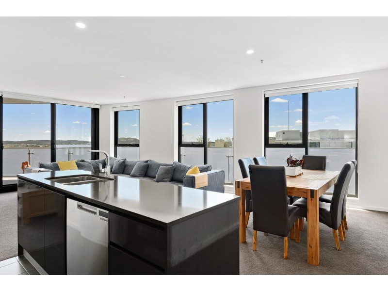 351/1 Anthony Rolfe Avenue, Gungahlin ACT 2912