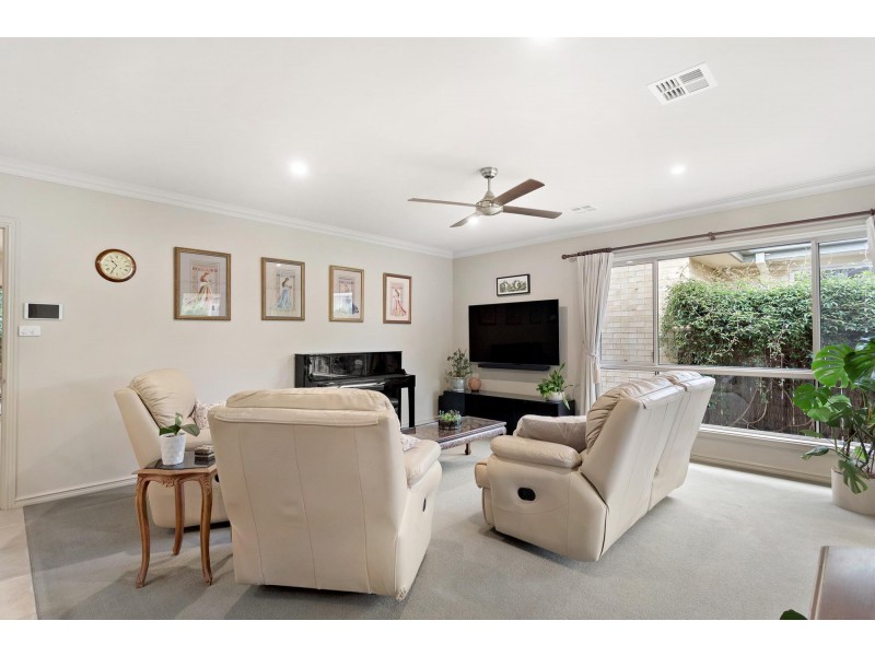 3 Benaroon Circuit, Amaroo ACT 2914