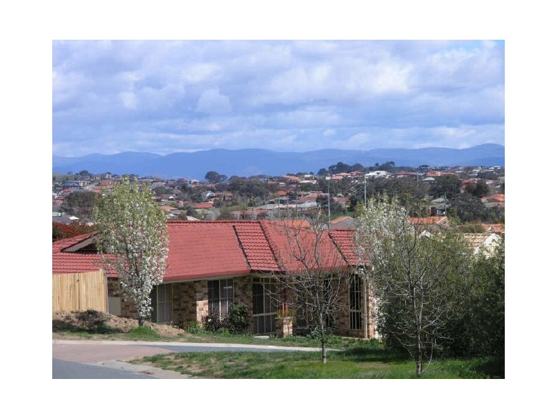 5/2 Lander Crescent, Amaroo ACT 2914