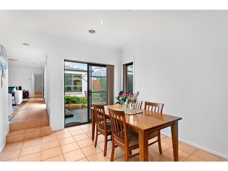 52 Ayrton Street, Gungahlin ACT 2912