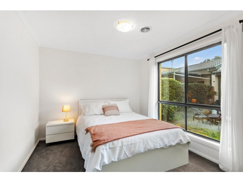 52 Ayrton Street, Gungahlin ACT 2912