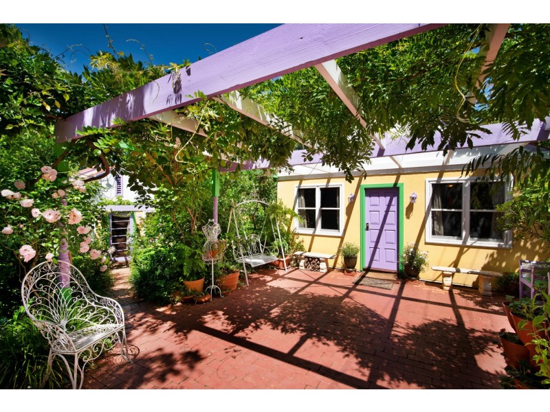 87 Schlich Street, Yarralumla ACT 2600