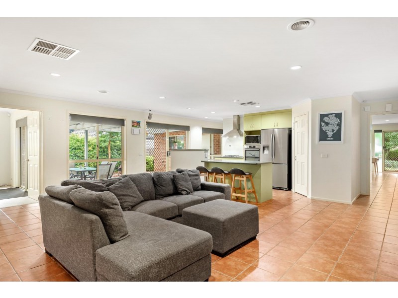 13 Henry Sutton Circuit, Dunlop ACT 2615