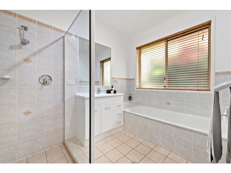 13 Henry Sutton Circuit, Dunlop ACT 2615