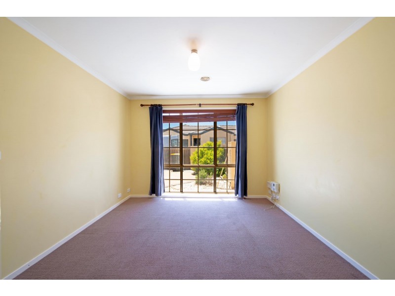 2/12 Marou Place, Ngunnawal ACT 2913