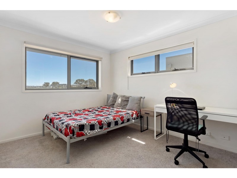 34/75 Elizabeth Jolley Crescent, Franklin ACT 2913