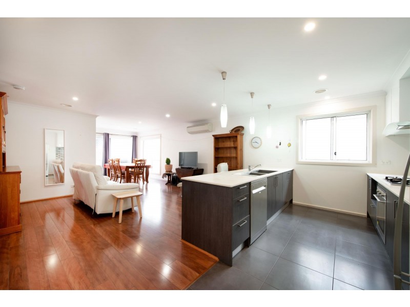 11 Trephina Street, Harrison ACT 2914