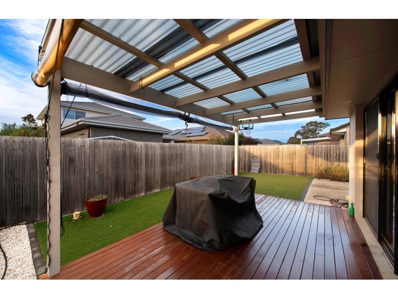 5 Bruce Dittmar Street, Forde ACT 2914