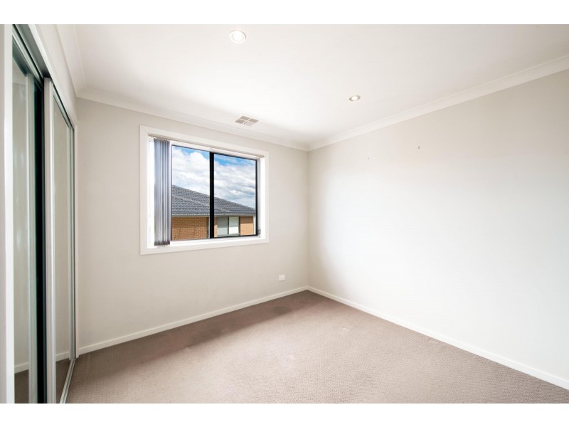5 Essie Coffey Street, Bonner ACT 2914