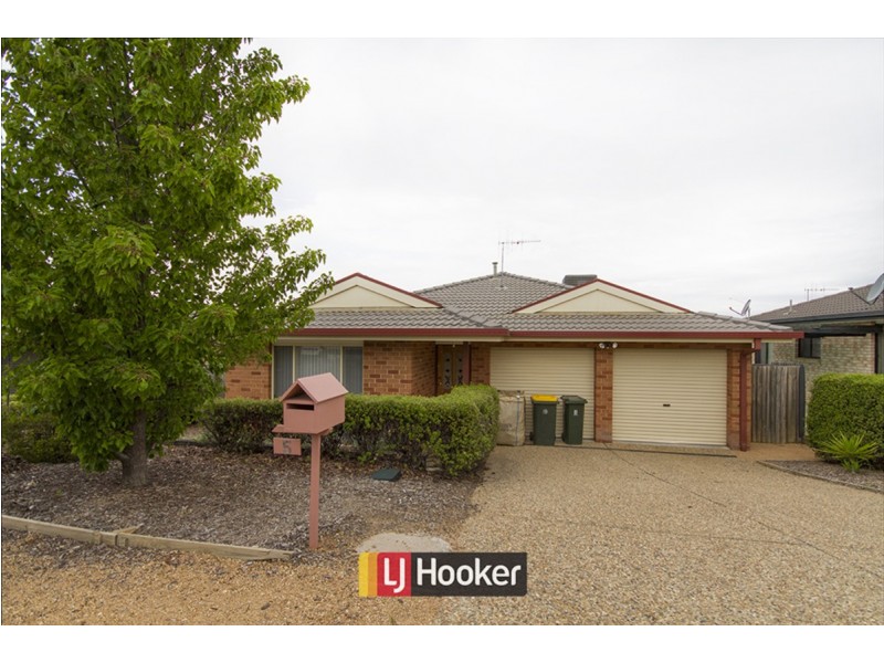 5 Elm Grove, Gungahlin ACT 2912