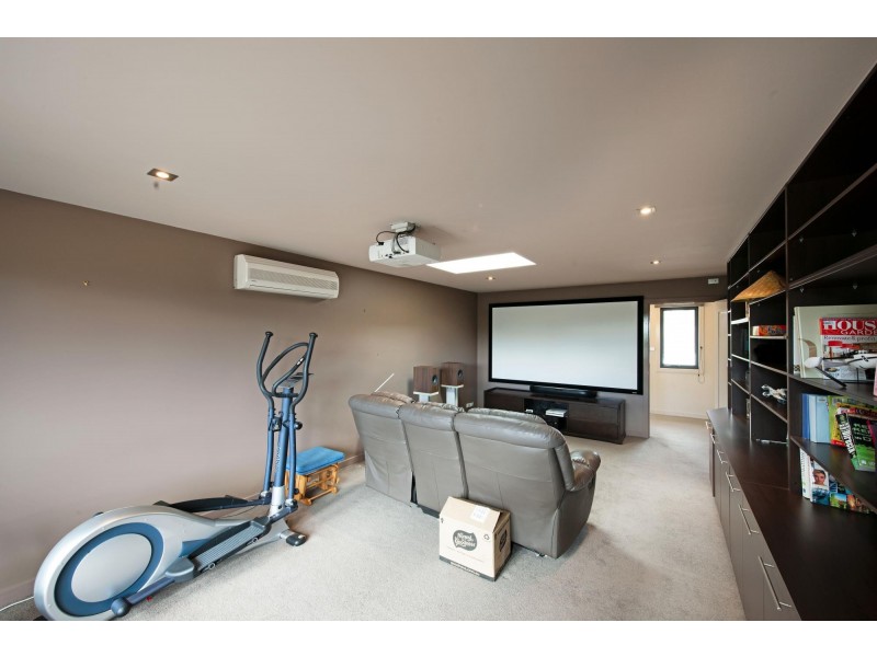 8 Bondfield Street, Gungahlin ACT 2912