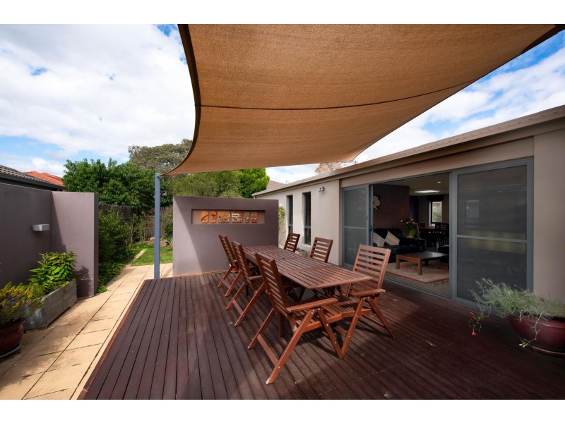 8 Bondfield Street, Gungahlin ACT 2912
