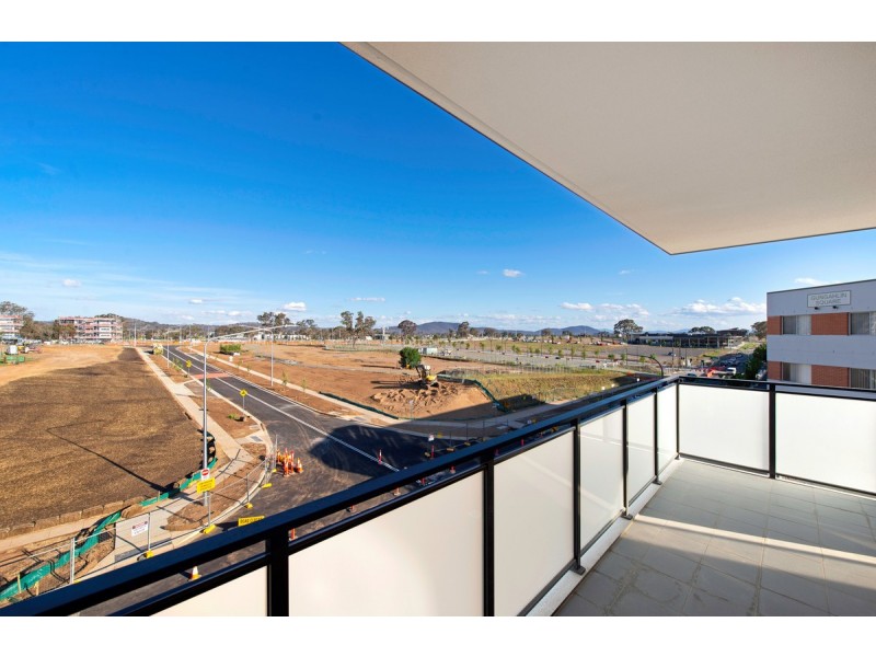100/2 Hinder Street, Gungahlin ACT 2912
