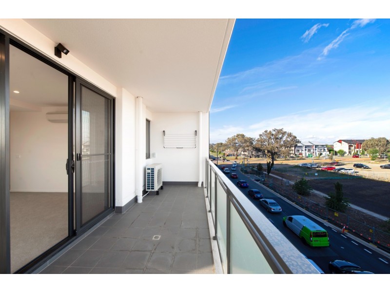100/2 Hinder Street, Gungahlin ACT 2912