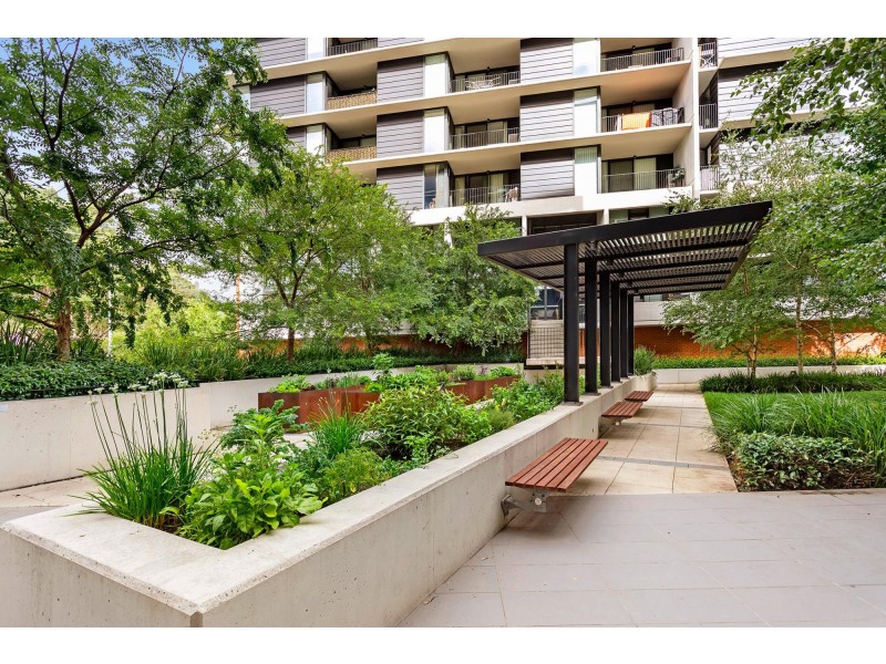 25/97 Eastern Valley Way, Belconnen ACT 2617