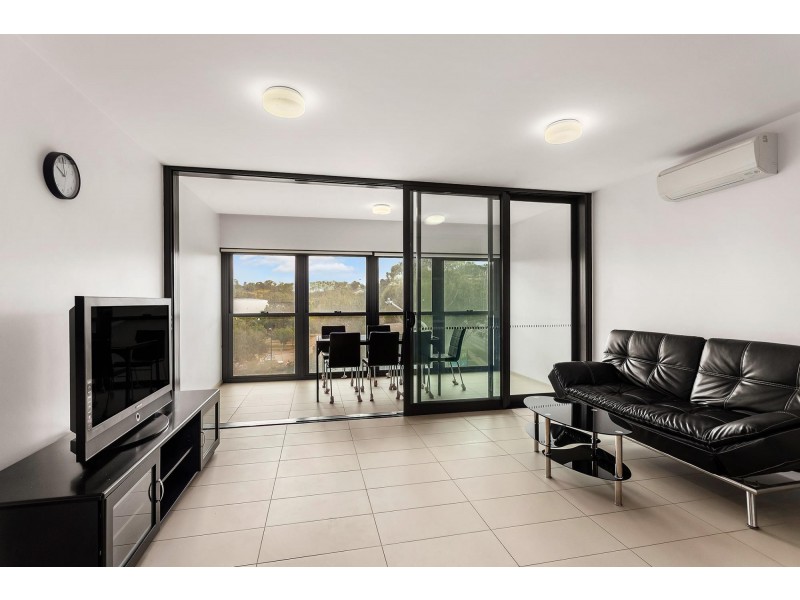 25/97 Eastern Valley Way, Belconnen ACT 2617