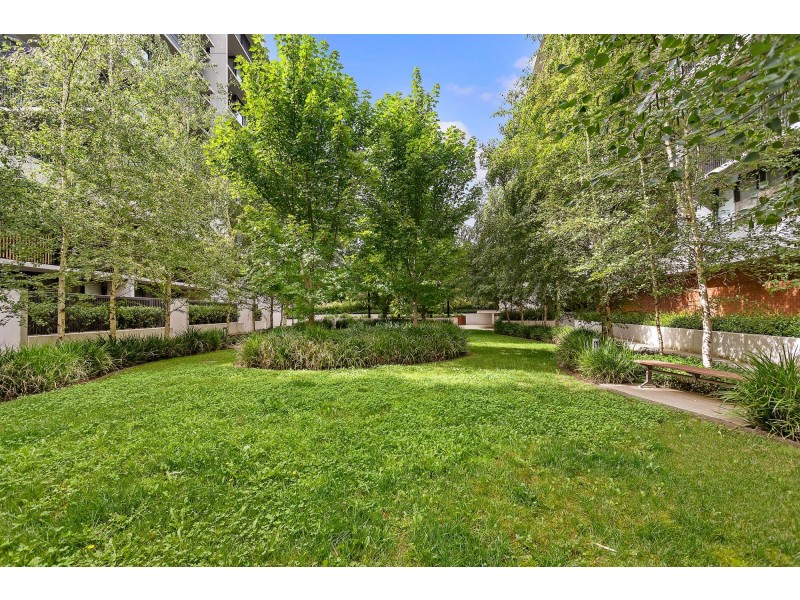 25/97 Eastern Valley Way, Belconnen ACT 2617