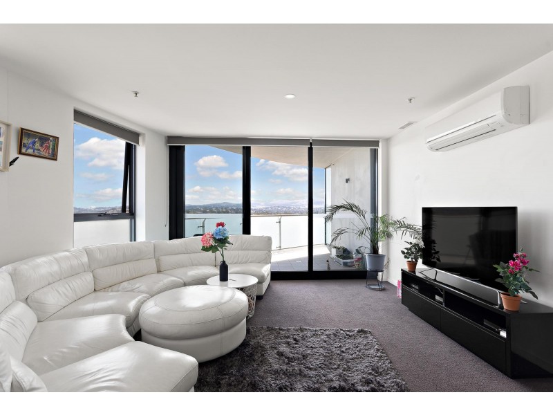 99/1 Anthony Rolfe Avenue, Gungahlin ACT 2912