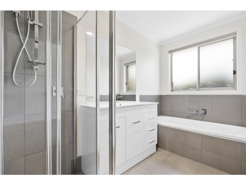 2 Halifax Close, Palmerston ACT 2913