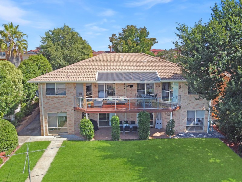63 Weddin Circuit, Palmerston ACT 2913